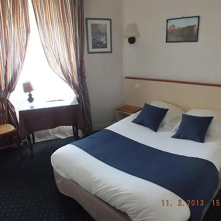 Hotell Iena 2*