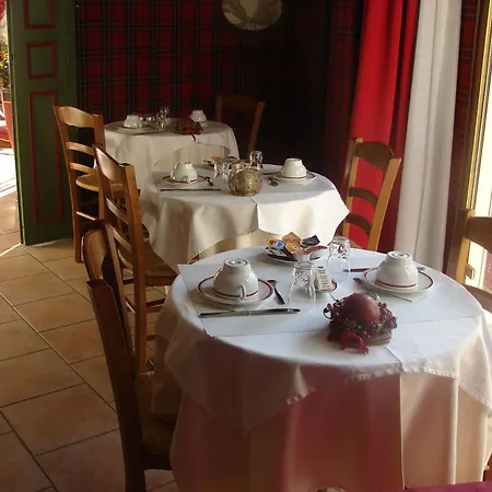 Iena Hotel